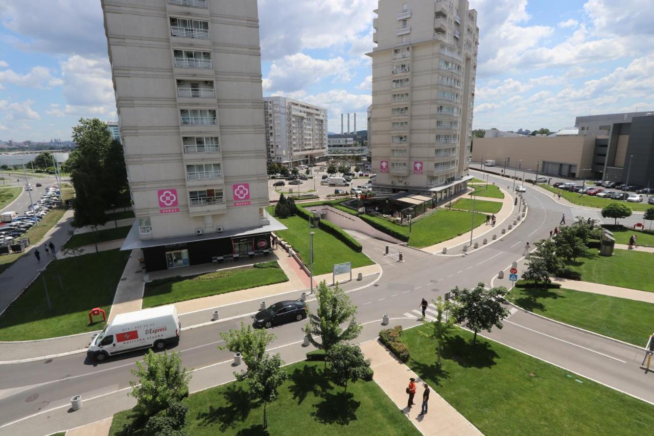 New Belgrade Apartment Belville, Parking 5 Evra Dan Bagian luar foto